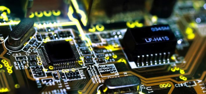 Национальный режим усилят: преференции распространят на периферийную технику с российскими микроконтроллерами