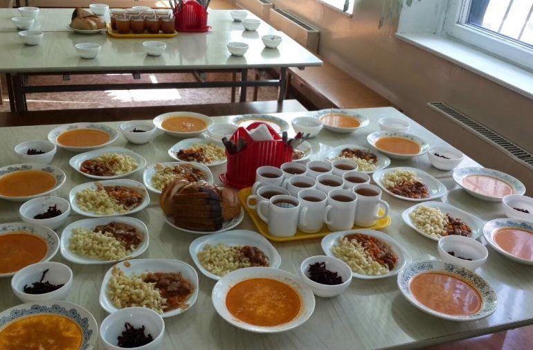 Предложенный мэром Ульяновска новый порядок отбора операторов питания в школах не выдержал проверку ФАС