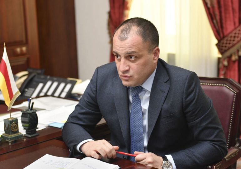 Главу Минэкологии Северной Осетии подозревают в превышении должностных полномочий
