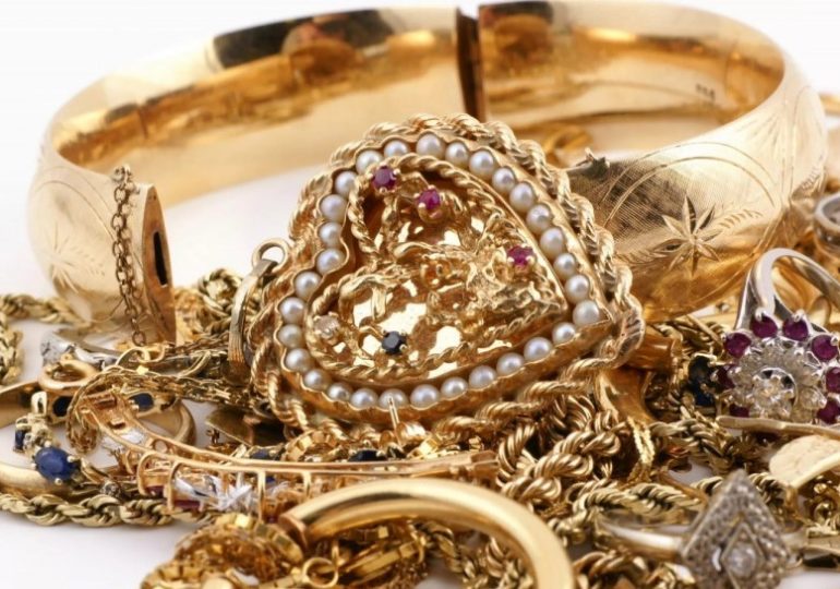 ФАС России предостерегла Гильдию ювелиров от заявлений о повышении цен на золотые украшения