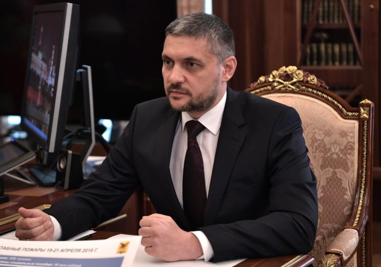 Прокуроры выявили коррупционные нарушения в полете забайкальского губернатора в командировку