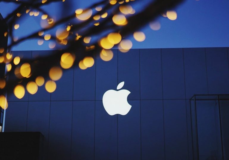 Apple Inc. подала в суд на ФАС России