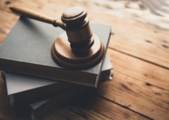 Заказчик нарушил порядок мотивированного отказа в ЕИС — суд взыскал оплату по контракту