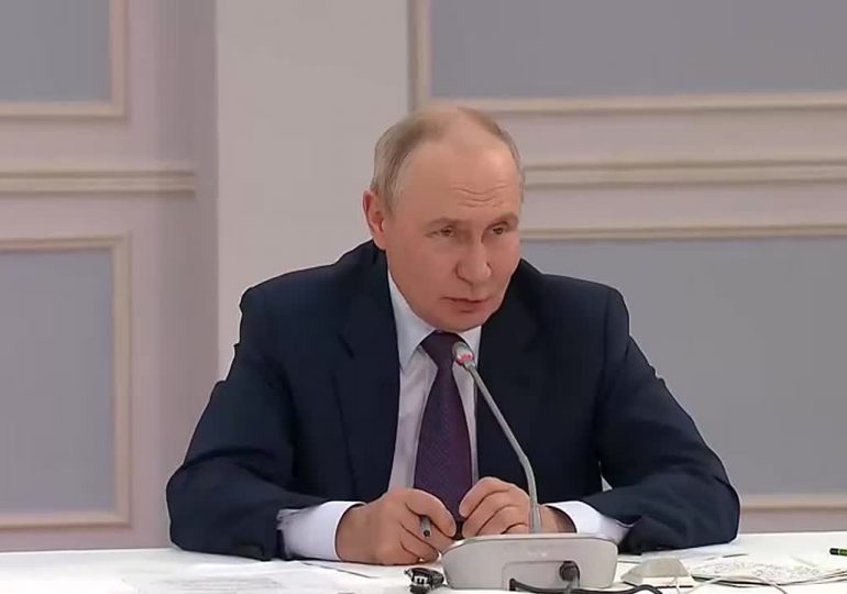 Путин назвал «общей проблемой» 44-ФЗ формальный подход к выбору подрядчиков