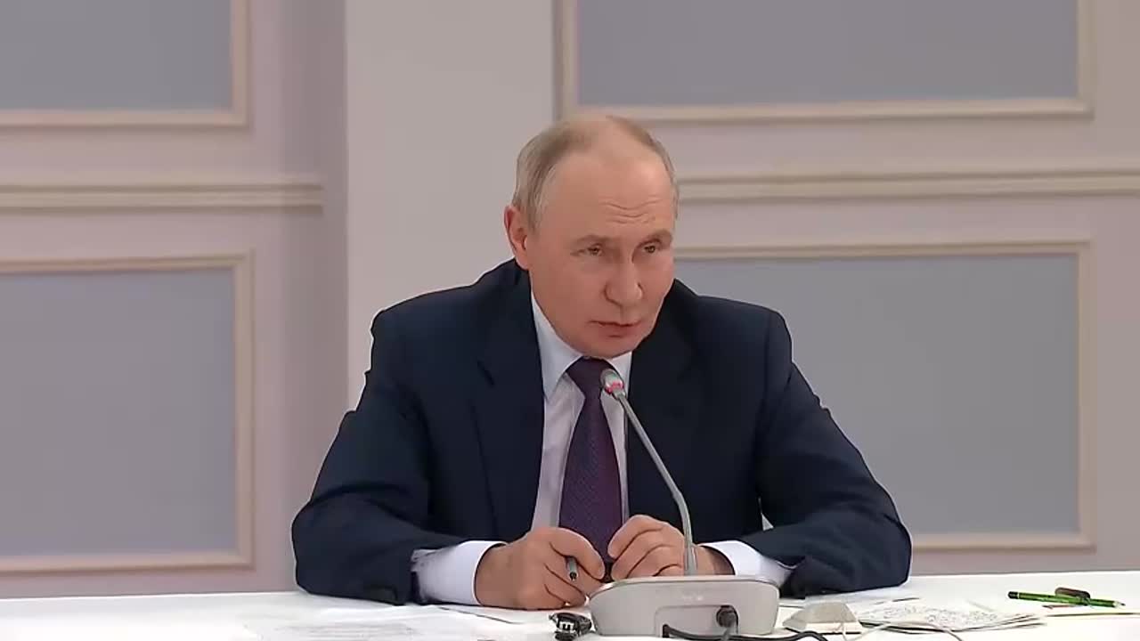 Путин назвал «общей проблемой» 44-ФЗ формальный подход к выбору подрядчиков Путин назвал «общей проблемой» 44-ФЗ формальный подход к выбору подрядчиков